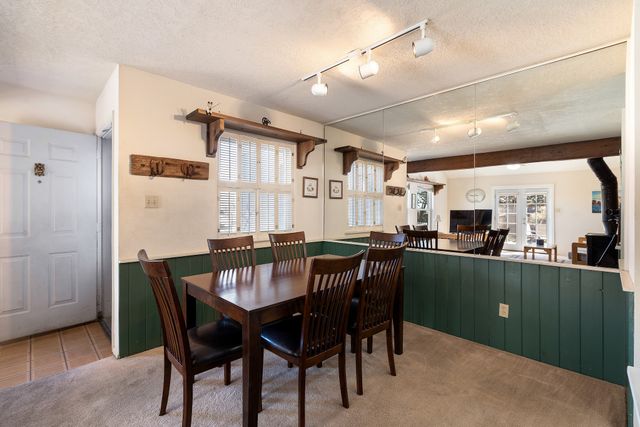 1107 Willow Way, Santa Fe, NM 87507