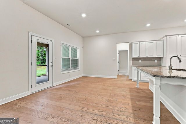32 Oakhurst Trail 12, Sharpsburg, GA 30277