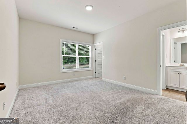 32 Oakhurst Trail 12, Sharpsburg, GA 30277