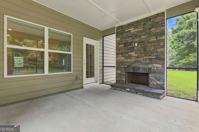 32 Oakhurst Trail 12, Sharpsburg, GA 30277