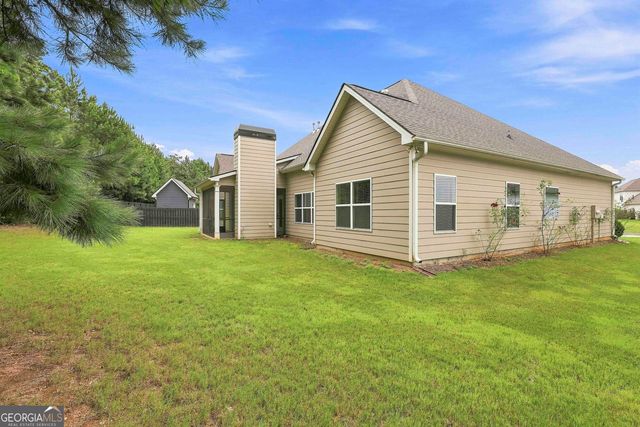 32 Oakhurst Trail 12, Sharpsburg, GA 30277