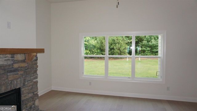 32 Oakhurst Trail 12, Sharpsburg, GA 30277