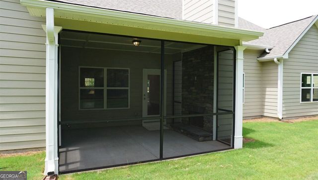 32 Oakhurst Trail 12, Sharpsburg, GA 30277