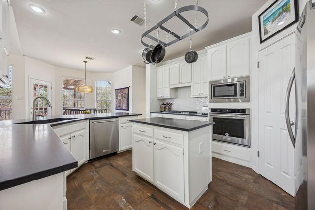 3702 Runnels CT, Austin, TX 78732