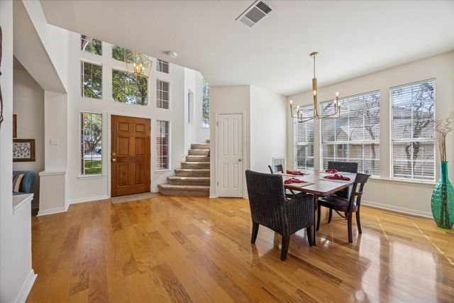 3702 Runnels CT, Austin, TX 78732