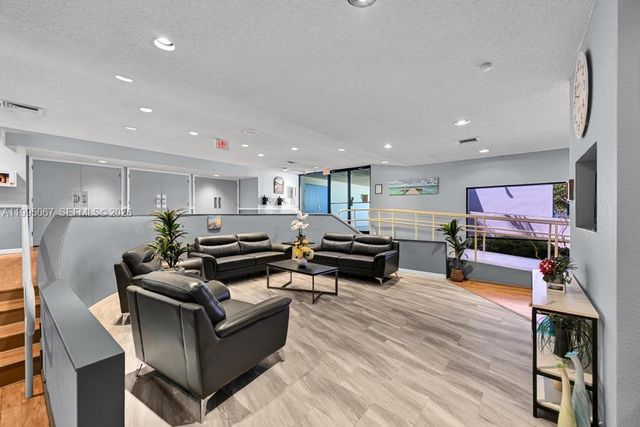 9150 Lime Bay Blvd 110, Tamarac, FL 33321