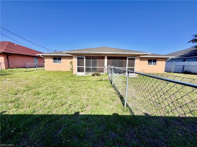 109 NE 16th PL, Cape Coral, FL 33909