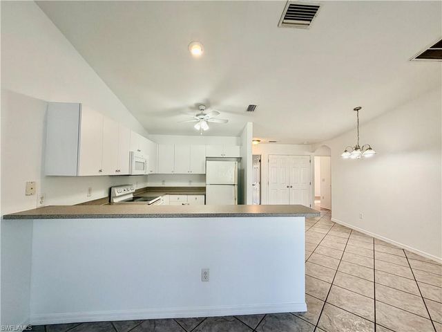 109 NE 16th PL, Cape Coral, FL 33909