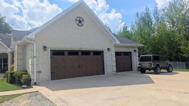 9003 Diamond Ridge, Benton, AR 72019