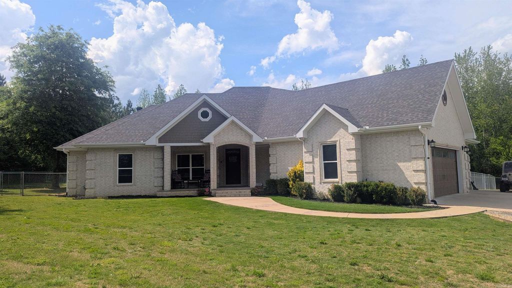9003 Diamond Ridge, Benton, AR 72019