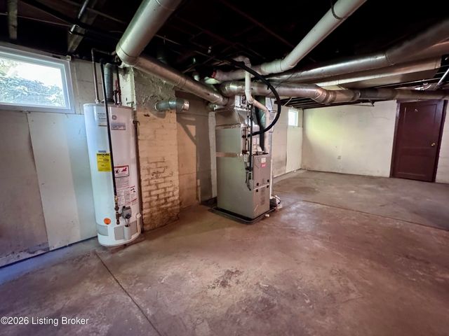 116 N 42nd St, Louisville, KY 40212