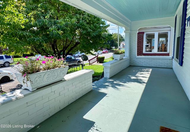 116 N 42nd St, Louisville, KY 40212