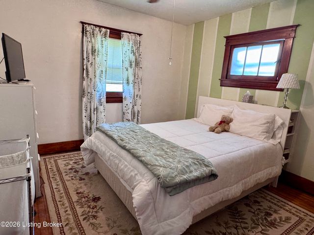 116 N 42nd St, Louisville, KY 40212