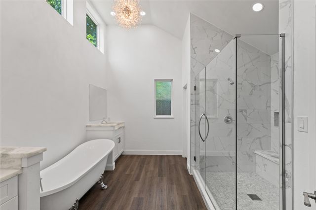 3211 Cochran Street, Houston, TX 77009