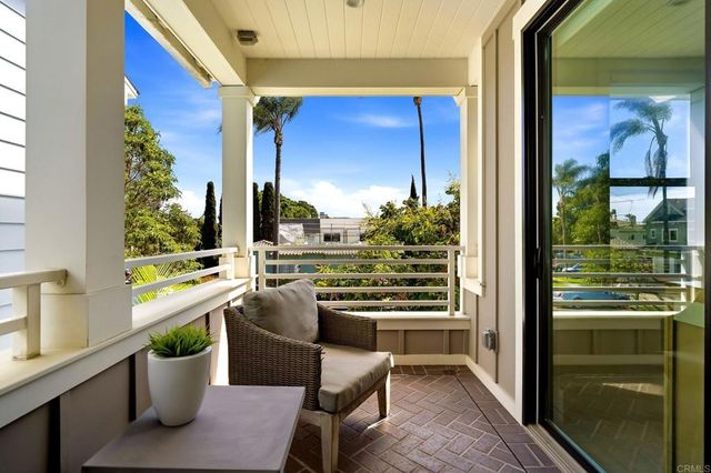 825 9th Street, Coronado, CA 92118
