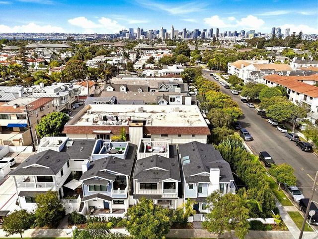 825 9th Street, Coronado, CA 92118