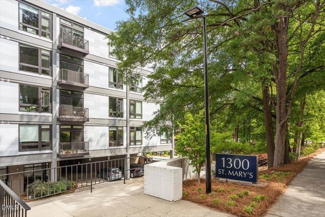1300 St Marys 207, Raleigh, NC 27605