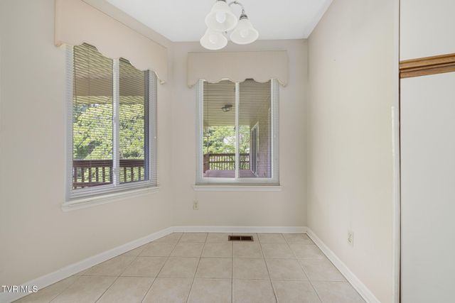 132 Douglas Lane, Bristol, TN 37620