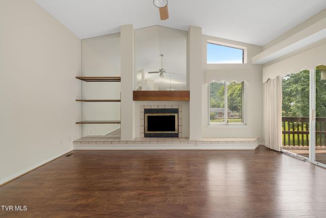 132 Douglas Lane, Bristol, TN 37620