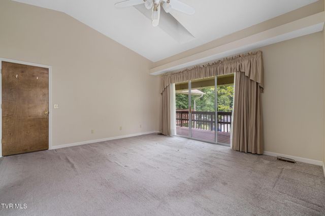 132 Douglas Lane, Bristol, TN 37620