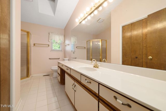 132 Douglas Lane, Bristol, TN 37620