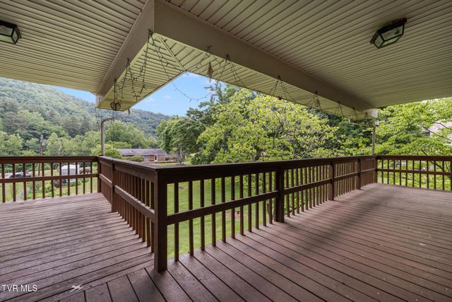 132 Douglas Lane, Bristol, TN 37620