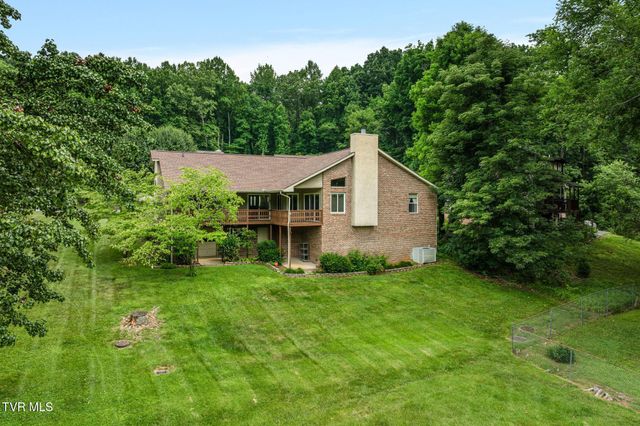 132 Douglas Lane, Bristol, TN 37620