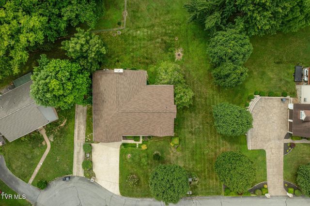 132 Douglas Lane, Bristol, TN 37620