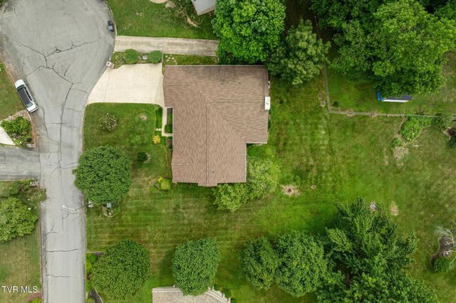 132 Douglas Lane, Bristol, TN 37620