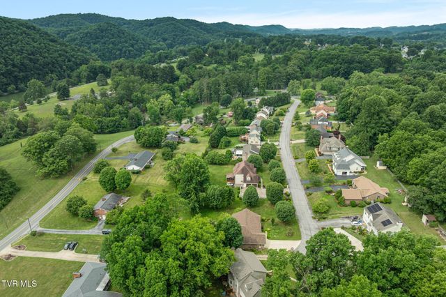 132 Douglas Lane, Bristol, TN 37620