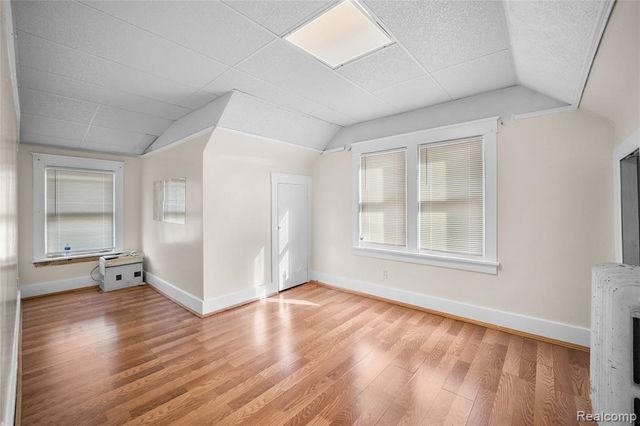 4509 Helen Street, Dearborn, MI 48126