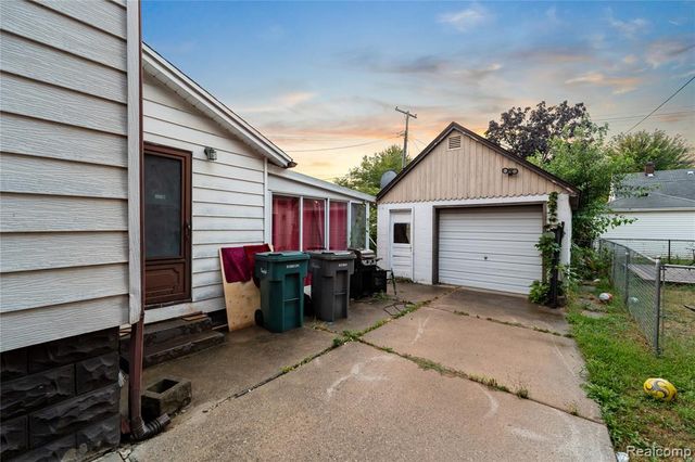 4509 Helen Street, Dearborn, MI 48126