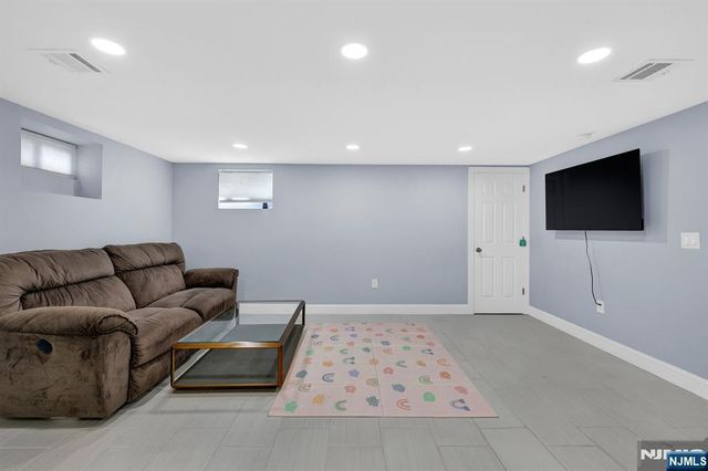 426 Union Avenue, Rutherford, NJ 07070