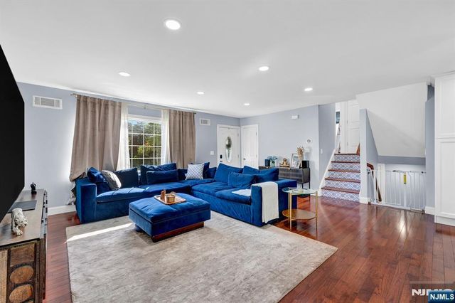 426 Union Avenue, Rutherford, NJ 07070