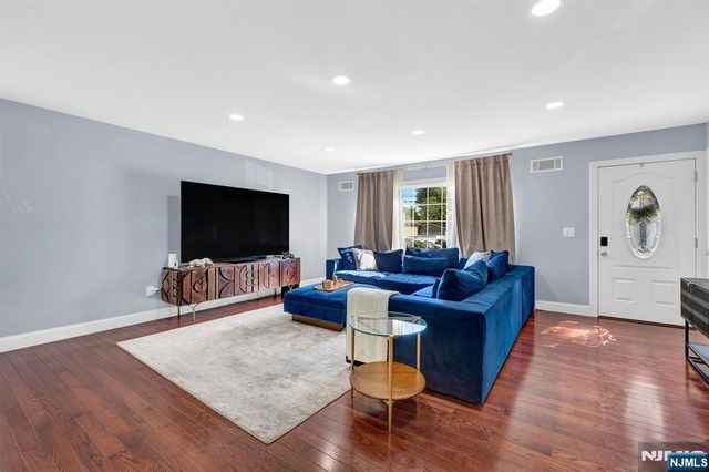 426 Union Avenue, Rutherford, NJ 07070