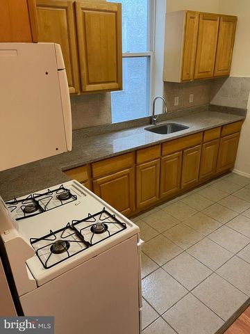 1540 N 18TH ST, Philadelphia, PA 19121