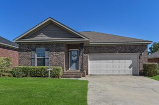 106 Waxmyrtle, Dothan, AL 36301