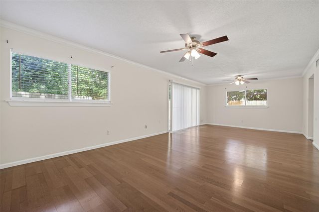 1106 E Red Cedar Circle, Spring, TX 77380