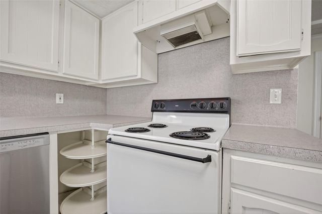 1106 E Red Cedar Circle, Spring, TX 77380