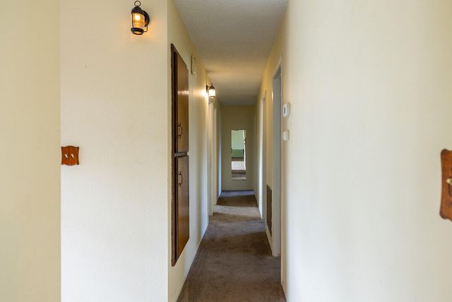 2414 E Paradise Avenue, Visalia, CA 93292