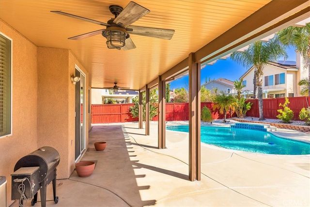 35604 Shadow, Winchester, CA 92596