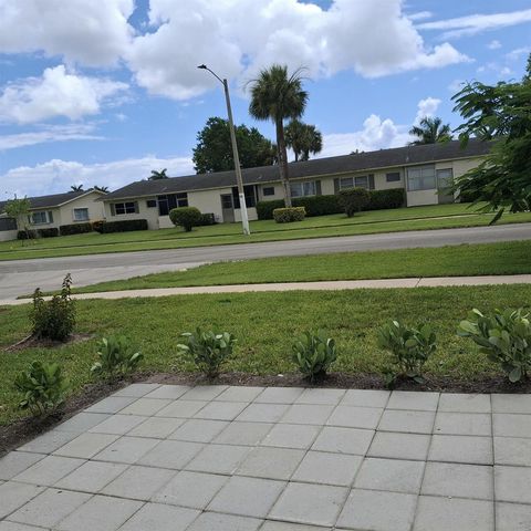 2739 Emory Drive W J, West Palm Beach, FL 33415