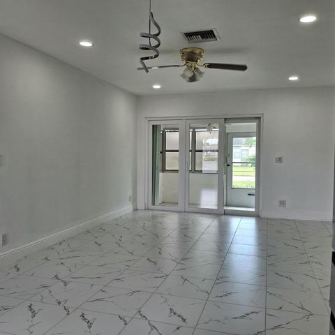 2739 Emory Drive W J, West Palm Beach, FL 33415