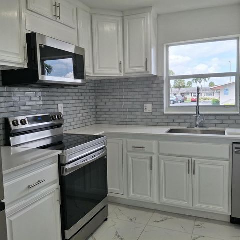2739 Emory Drive W J, West Palm Beach, FL 33415