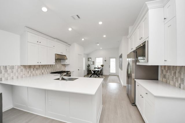 2406 Aquamarine Lane, Rosharon, TX 77583