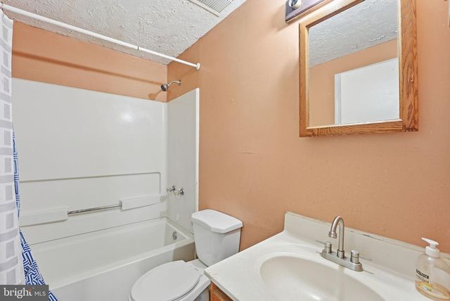 20 TUNIC AVE, Capitol Heights, MD 20743