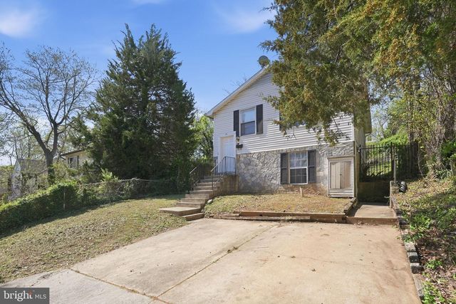 20 TUNIC AVE, Capitol Heights, MD 20743