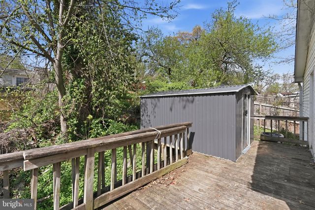 20 TUNIC AVE, Capitol Heights, MD 20743