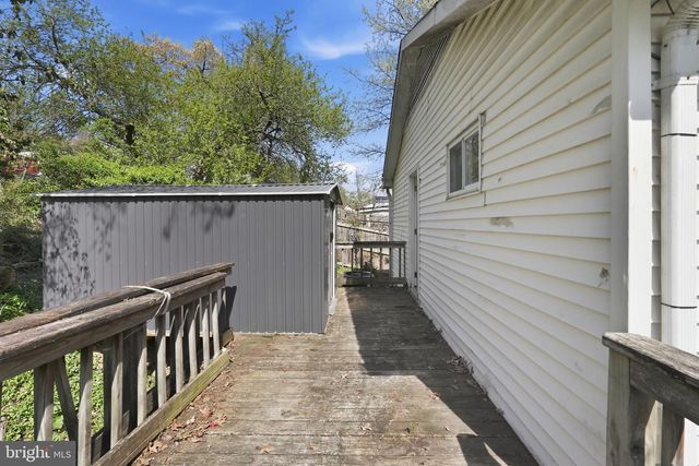 20 TUNIC AVE, Capitol Heights, MD 20743