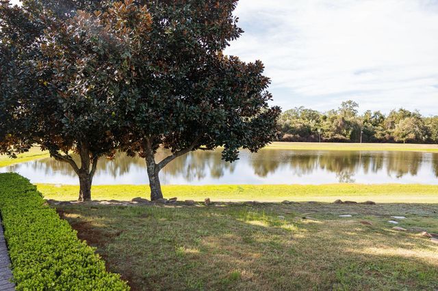 345 Polaris Place, Freeport, FL 32439